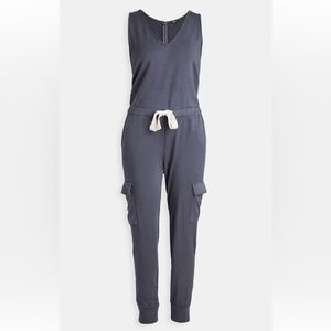 Monrow Cargo Jumpsuit- Size Small- excellent condition!